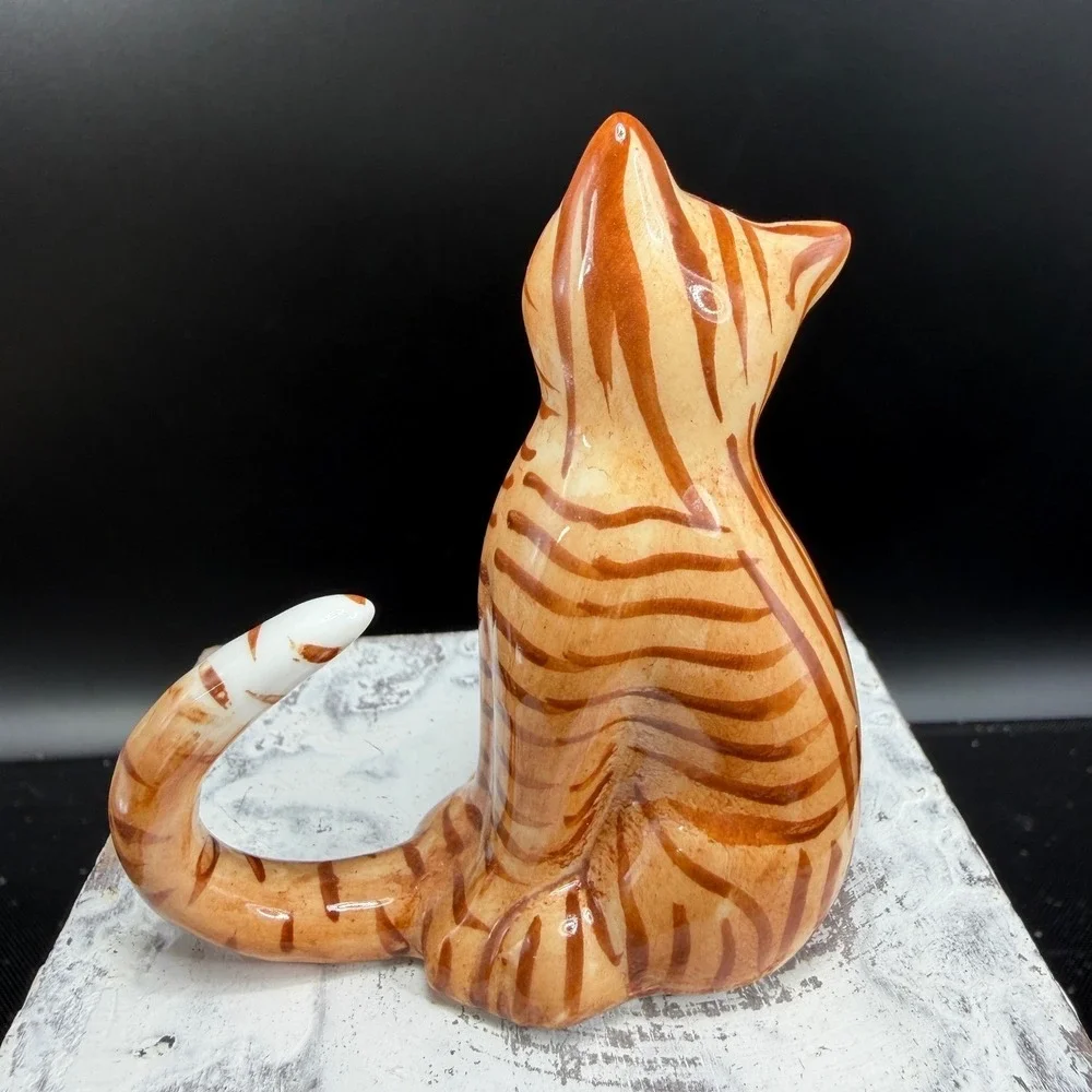 Vintage‎ Fine Bone China Orange Tabby Cat Figurine Blue Eyes Ginger Striped 3in